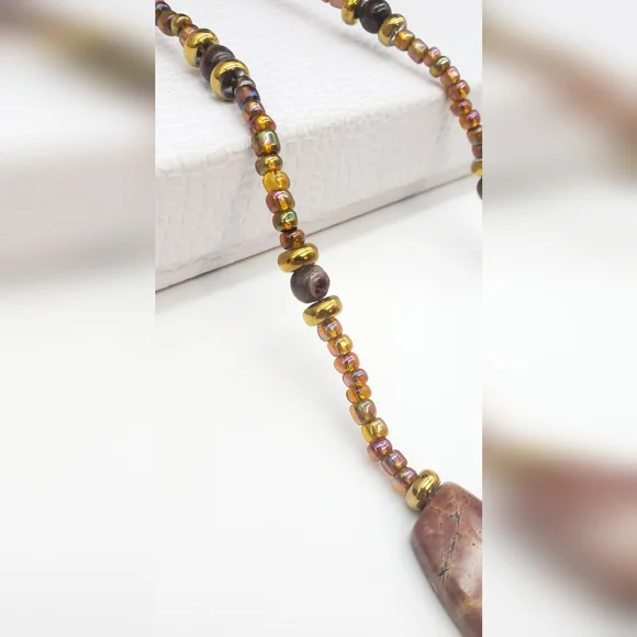 Handmade Red Creek Jasper Stone Bib Style Necklace Iridescent Glass Seed Beads - Picture 8 of 12